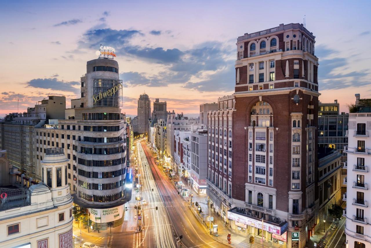 Woohoo Suites Madrid Exteriör bild